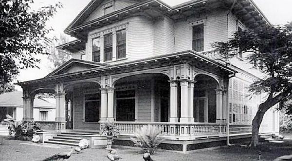 These 7 Houses In Hawaii From The Early 1900s Will Open Your Eyes To A Different Time