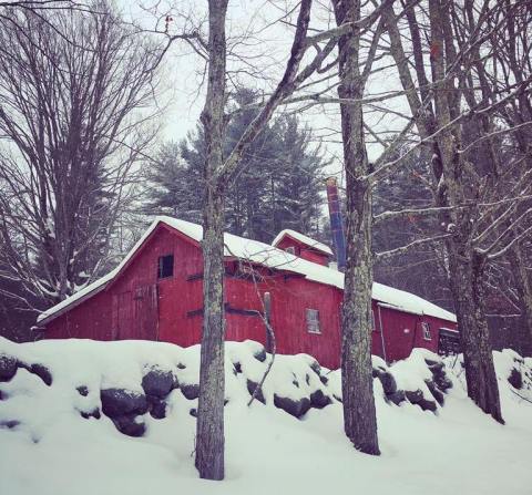 This Farm And Sugar House In Massachusetts Has The Sweetest Little Restaurant