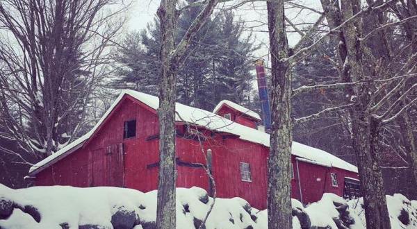 This Farm And Sugar House In Massachusetts Has The Sweetest Little Restaurant