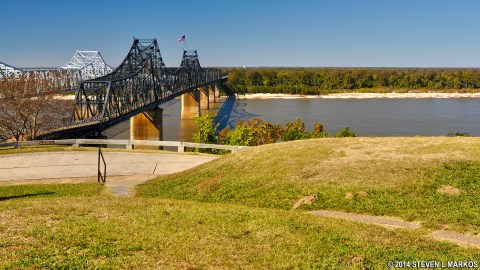 The Breathtaking Overlook In Mississippi That Lets You See For Miles And Miles