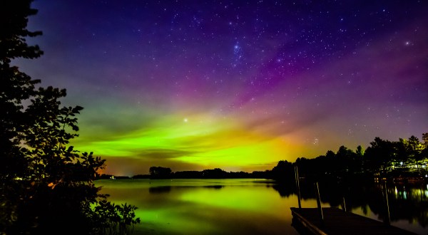 Photography Of The Northern Lights Appearing In The Continental US Is Mesmerizing