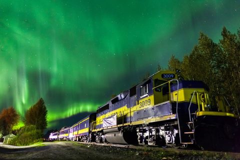 This Northern Lights Train In Alaska Is An Adventure That You Don't Want To Miss