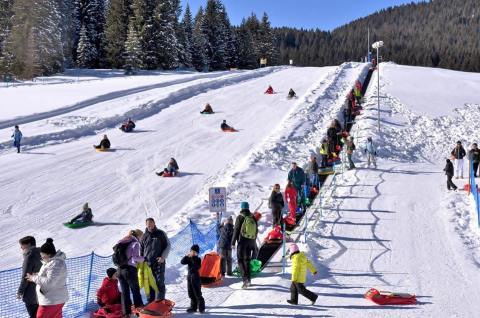 Northern California Is Home To The Country’s Most Underrated Snow Tubing Park And You’ll Want To Visit
