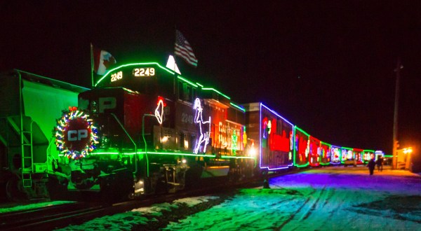 There’s A Festive Holiday Train Coming To Minnesota And You Won’t Want To Miss It