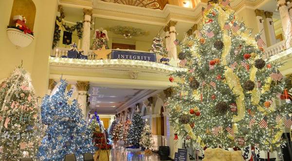 The South Dakota Christmas Display That Was Just Named One Of The Most Beautiful In The World