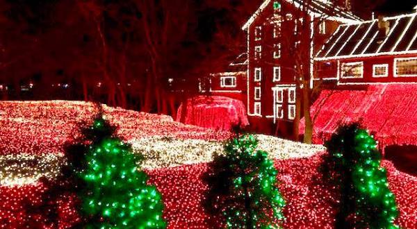 One Of The Country’s Biggest And Brightest Christmas Lights Displays Is Right Here In Ohio