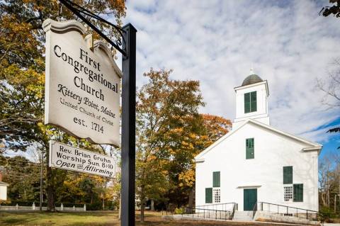The Oldest Church In Maine Dates Back To The 1700s And You Need To See It