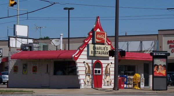 Blink And You’ll Miss These 10 Tiny But Mighty Restaurants Hiding Around Cleveland