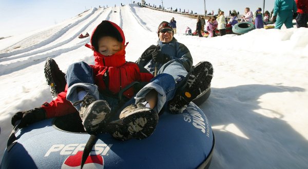 Illinois Is Home To The Country’s Best Snow Tubing Park And You’ll Want To Visit