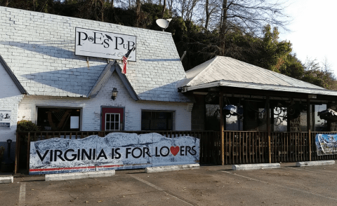 This Edgar Allan Poe-Inspired Restaurant In Virginia Is Marvelously Moody