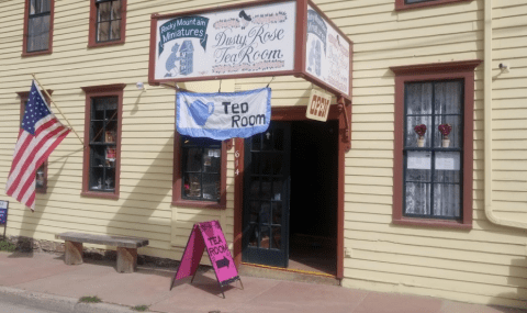 Christmas Tea At This Little Known Colorado Tea House Is A Perfect 10