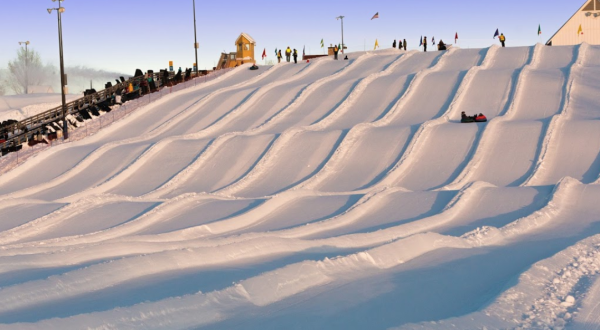 The Country’s Most Underrated Snow Tubing Park In Minnesota Is Elm Creek Reserve And It’s A Blast To Visit