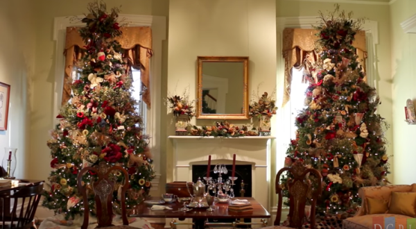 This Christmas Tree Festival Has Been A Stunning Kentucky Tradition For Decades