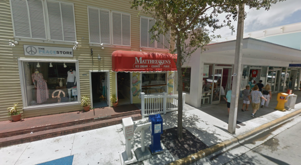 The Best Chocolate Chip Cookie In Florida Can Be Found Inside This Humble Little Bakery