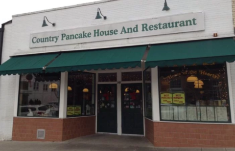 The Pancakes At This New Jersey Restaurant Are So Gigantic They Fall Off The Plate
