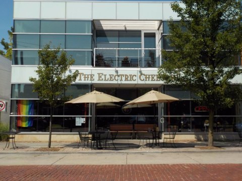 This Quirky Michigan Restaurant Is A Root Beer-Lover's Dream Come True