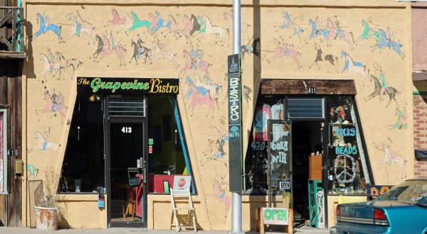The Fantastical Small Town Bistro In New Mexico That’s Too Charming For Words