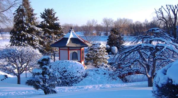 The Minnesota Garden That Is Beautiful Even Under A Blanket Of Snow