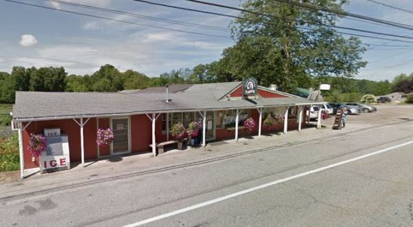 This Connecticut Pizza Joint In The Middle Of Nowhere Is One Of The Best In The U.S.