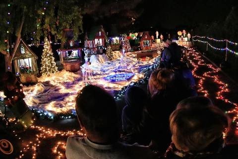 This Arizona Train Park Is Positively Enchanting At Christmastime