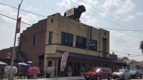 This Tasty Missouri Restaurant Is Home To The Biggest Steak We’ve Ever Seen