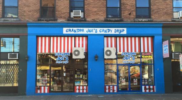A Famous $5 Candy Buffet In Pennsylvania, Grandpa Joe’s Candy Shop Is A Delightfully Sweet Adventure