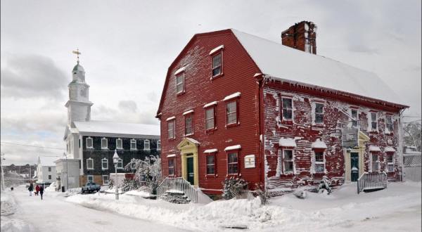 This Historic Restaurant In Rhode Island Has Not One But FOUR Fireplaces To Keep You Warm This Winter