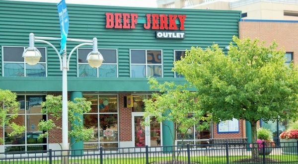 The Beef Jerky Outlet In New Jersey Where You’ll Find More Than 100 Tasty Varieties