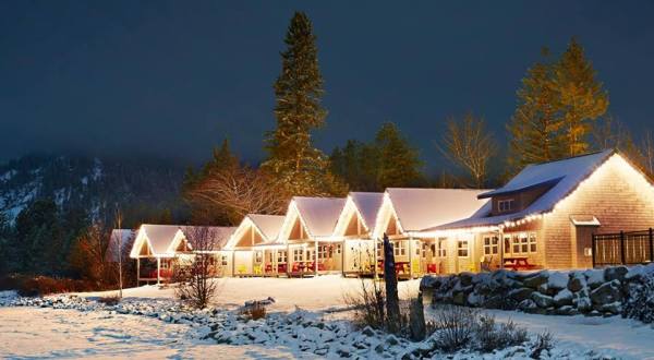 This Little-Known Resort Is Idaho’s Most Magical Winter Getaway And You Won’t Be Able To Resist It
