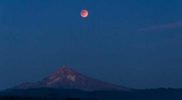 The Next Lunar Eclipse Will Be Visible From Oregon And Here’s Everything You Need To Know