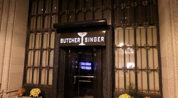 Visit Butcher And Singer In Pennsylvania For Some Of The Biggest Steaks Around