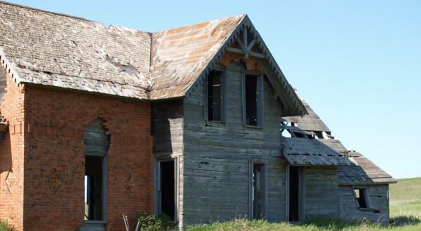 Not Many People Realize These 6 Little Known Haunted Places In North Dakota Exist