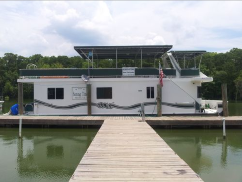 Get Away From It All With A Stay In This Incredible Louisiana Houseboat