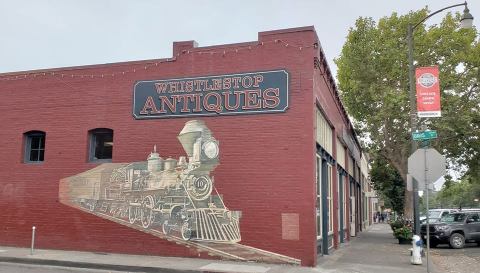 You’ll Find Hundreds Of Treasures At This 2-Story Antique Shop In Northern California