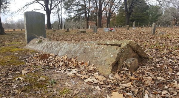 Most People Don’t Know The Story Behind These Bizarre Tent Graves In Arkansas