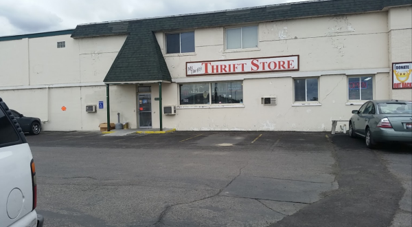 The Two-Story Thrift Shop In Idaho That’s Almost Too Good To Be True