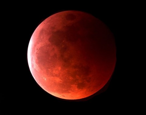 The Next Lunar Eclipse Will Be Visible From South Dakota And You Won't Want To Miss Out