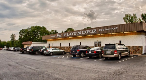Flounder Fish Camp, A Landlocked Seafood Restaurant In South Carolina, Is Unexpectedly Awesome