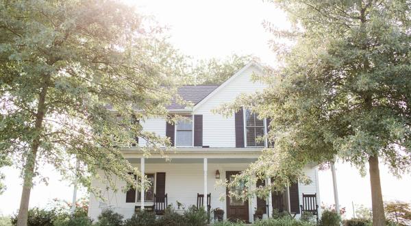 This Farmhouse Bed & Breakfast Is An Authentic Indiana Country Getaway