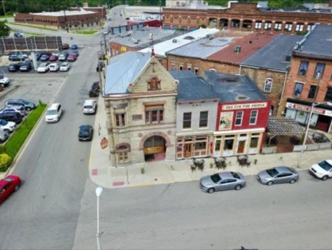 This Jammin' Restaurant In Indiana Is In A Historic Fire Station From The 1800s