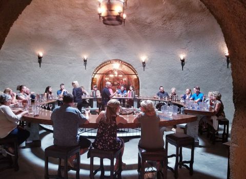 The Underground Wine Cave In Illinois You Have To Visit