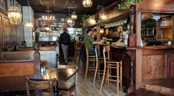 This Cozy British Pub In Massachusetts Serves The Most Mouthwatering Meat Pies