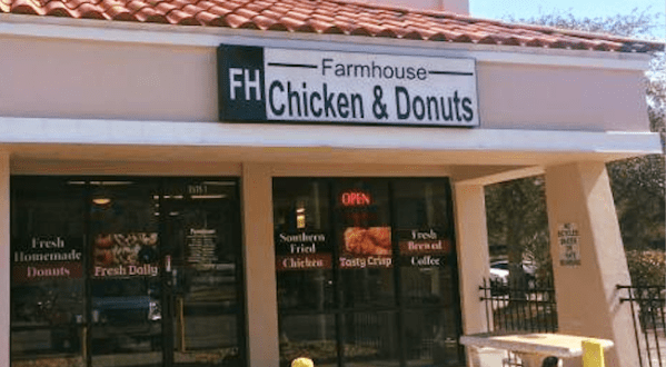 The Tasty Chicken & Donut Restaurant In Florida You Never Knew You Needed