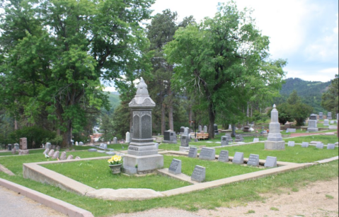 5 Disturbing Cemeteries In South Dakota That Will Give You Goosebumps