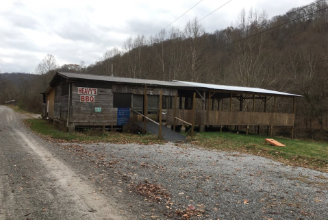 Grab Some Barbecue And Rent A Canoe At This East Tennessee Hidden Gem