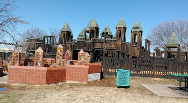 The Amazing Playground Fort In Oklahoma That Will Bring Out The Child In Us All