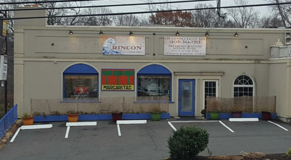 The Tiny Restaurant In Connecticut That Serves Mexican Food To Die For