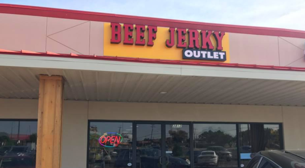 The Beef Jerky Outlet In Texas Where You’ll Find More Than 200 Tasty Varieties