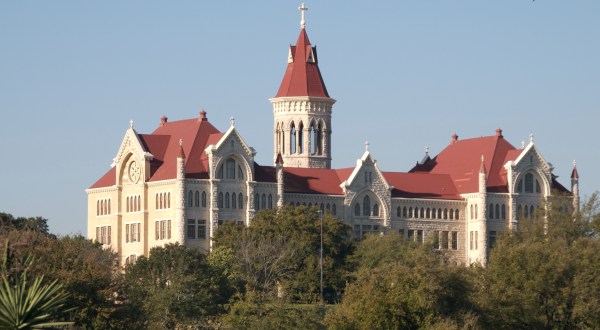The Haunting Tales From Austin’s Gorgeous University Will Send Chills Down Your Spine