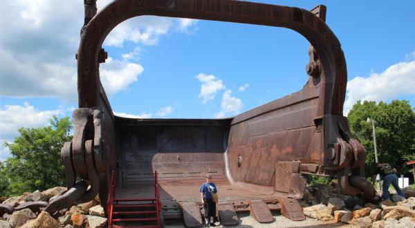 Remnants Of The World’s Largest Earth Moving Machine Are Hiding Right Here In Ohio
